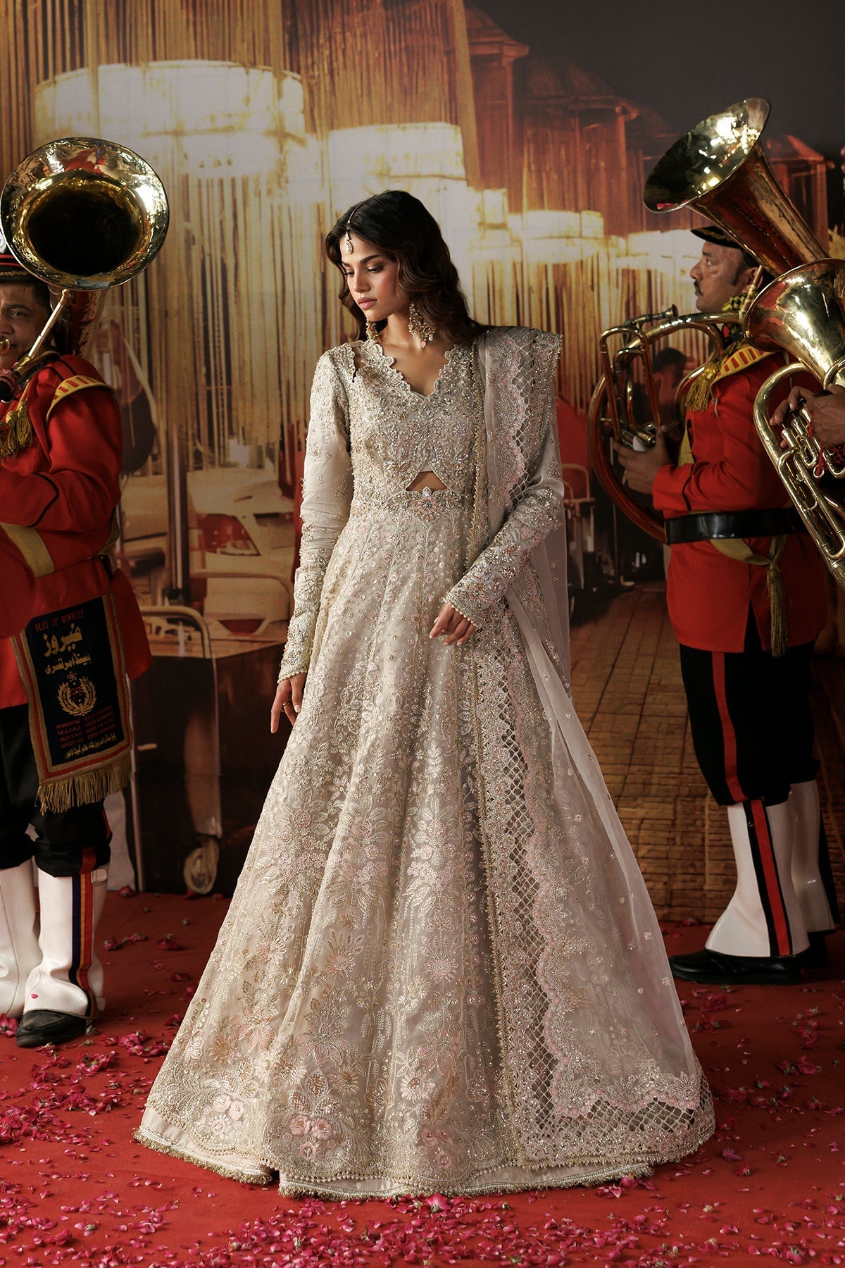 Mannat - Afrozeh UK